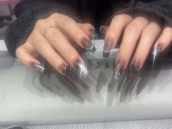 -丽心自助美甲美睫