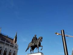 -多瑙河畔鞋履雕塑