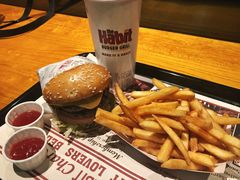 -The Habit Burger Grill 哈比特汉堡(复兴soho店)