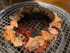 韩式腌猪王排-·缸桶屋·韩式牛肋条自助烤肉(西湖D11店)