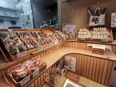 -天井·丑面包搭咖啡