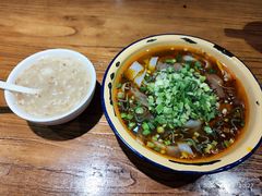 -不是烧烤·武汉烧烤·地道湖北菜(大成路店)
