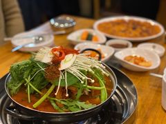-喇喇排骨火锅·传统韩式脊骨汤(望京西园总店)