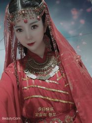 点击看大图 -盘子女人坊古装写真摄影(南京总店)