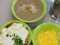 -三镇民生甜食馆(胜利街总店)