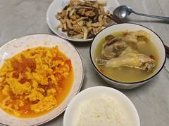 -懒熊月嫂(张家港店)