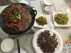 -唐师傅湘西名菜馆(武陵路店)