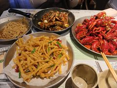 -巴厘龙虾·榜首油焖大虾(音乐学院·沿江酒馆店)