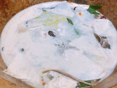 -滇香肴·云南菜蒸汽石锅鱼(云南北路店)