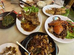 -大树下海鲜饭店