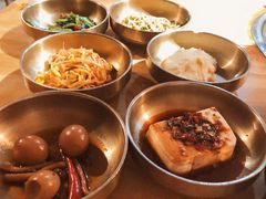 十道正宗韩国小菜-金顺韩式烤肉·网红烤肉店(广利路店)