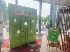 -奔驰上海利星(七宝店)