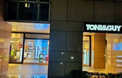 -TONI&GUY