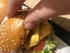 -The Habit Burger Grill 哈比特汉堡(爱琴海店)