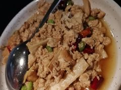 特色虾皮臭豆腐-老头儿油爆虾·知味杭州(爱琴海购物中心)