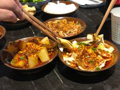 -巴四老城区炭火蛙锅(张江店)