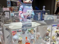 -泡泡玛特POPMART(世豪广场店)
