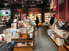 -西西弗书店&矢量咖啡(凯德晶萃广场店)