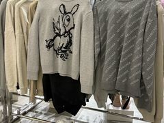 -LuOne凯德晶萃广场(徐家汇路店)