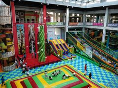 -蒙特利亲子乐园