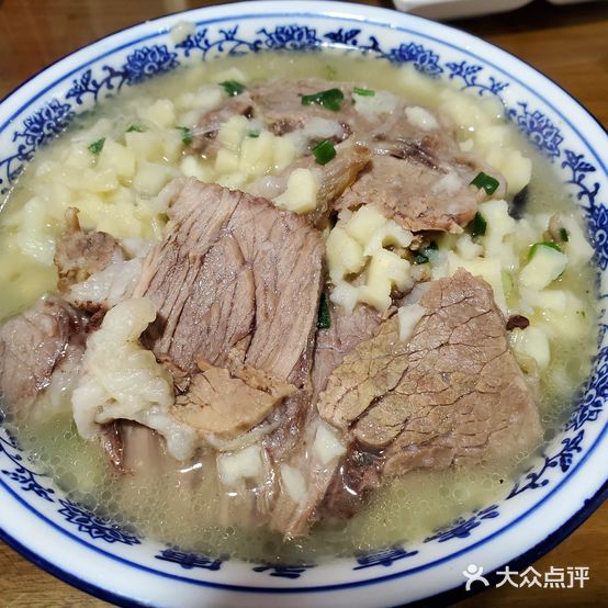 回坊阁泡馍烧烤