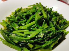 蒜茸鸡毛菜-邓丽君音乐主题餐厅