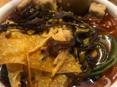 -水平有限螺蛳粉(宏达大厦店)