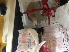 -红宝石·鲜奶小方·海派西点房(四平店)