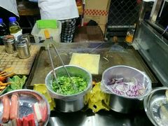-海南大学南门小吃一条街(海甸三西路店)