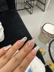 -U+nail优加专业美甲美睫