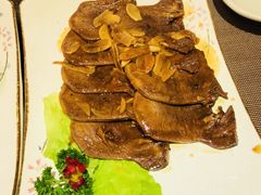 蒜片煎牛舌-福樱兰海鲜放题铁板烧(加州店)