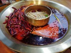 -王婆乔鲜鱼自助火锅(蜀汉路店)