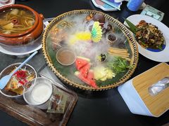 -桥边小楼·手工云南菜·古城观景小楼