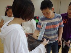 -猴有戏教育戏剧·音乐剧·主持口才·演讲朗诵辩论(环球港华师大校区)