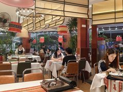 -刘姐啤酒鱼民族演艺餐厅(西街总店)