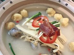-小乌猪·金华筒骨煲(永盛购物广场店)