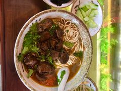 -金杨拉面王小吃面馆·牛三宝面·红烧牛肉粉