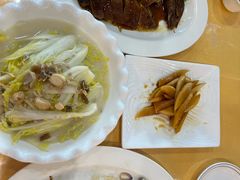 -鹏城人家海鲜酒家·23年老字号(较场尾店)