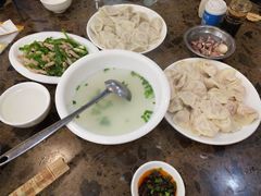-周家大连水饺(美专校街店)