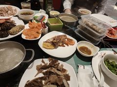 -梅园国际大酒店·自助餐厅(光明港店)
