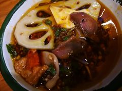 -拈签一笑黄牛肉辣卤串串