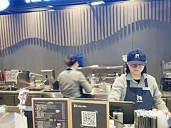 -瑞幸咖啡(凤凰海负一楼美食街店)