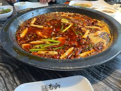 -老船舫·现做活鲜鱼馆(东郊记忆店)
