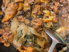 -万里闯关东铁锅炖菜馆(高新旗舰店)