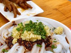 旋子凉粉-戴叔叔龙虾馆·麻辣小龙虾