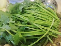-巴卤社老火锅(财富店)