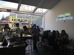 -UNI UNI(环亚凯瑟琳店)