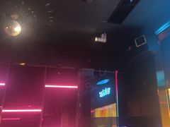 -温莎KTV(珠江路店)