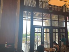 -亚龙湾希尔顿自助餐厅·海鲜·烧烤·沙滩BBQ·现场乐队