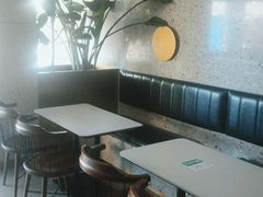 -德克士(亚中商城店)